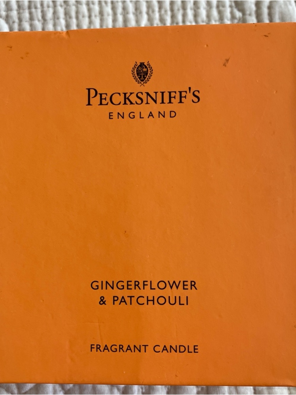 Pecksniff’s England gingerflower & patchouli scented candle